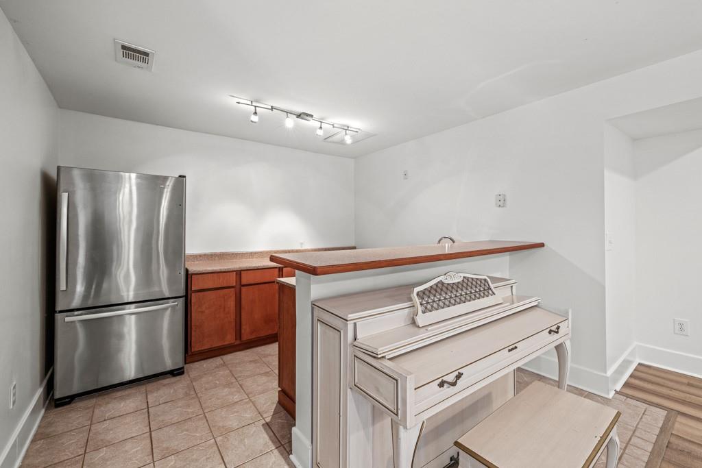 6289 Grand Loop Road