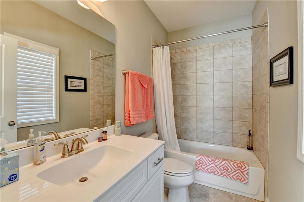 3905 Alister Park Drive