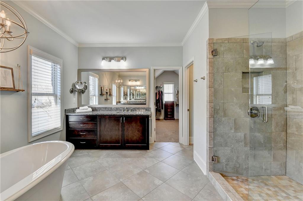 3905 Alister Park Drive