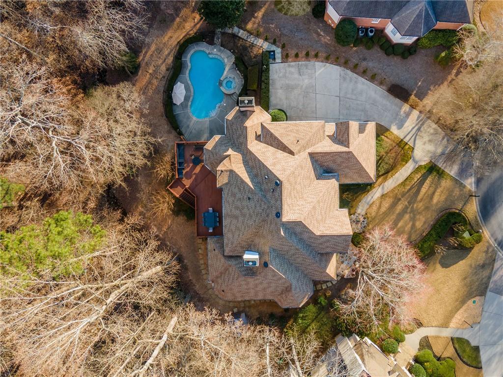715 Newport Hollow