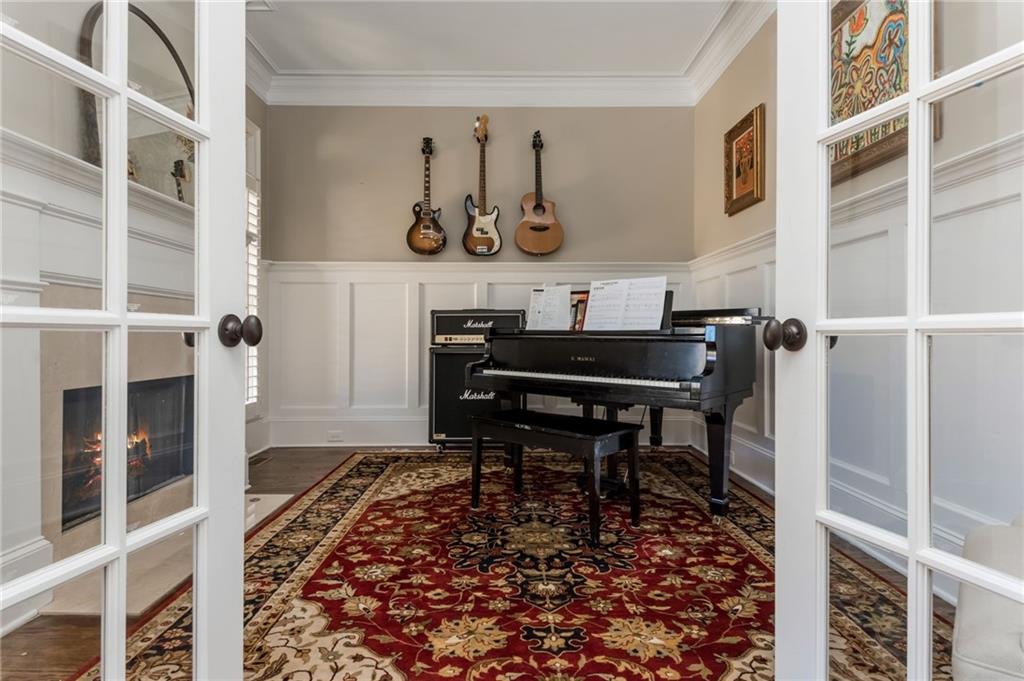 5175 Wilshire Crossing