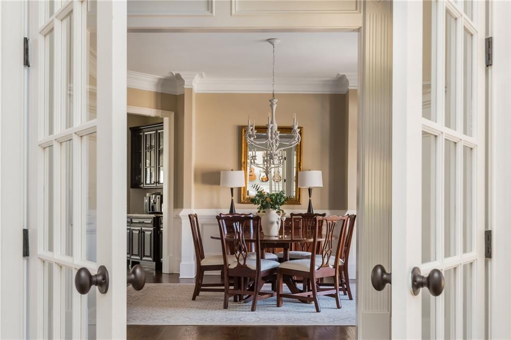 5175 Wilshire Crossing
