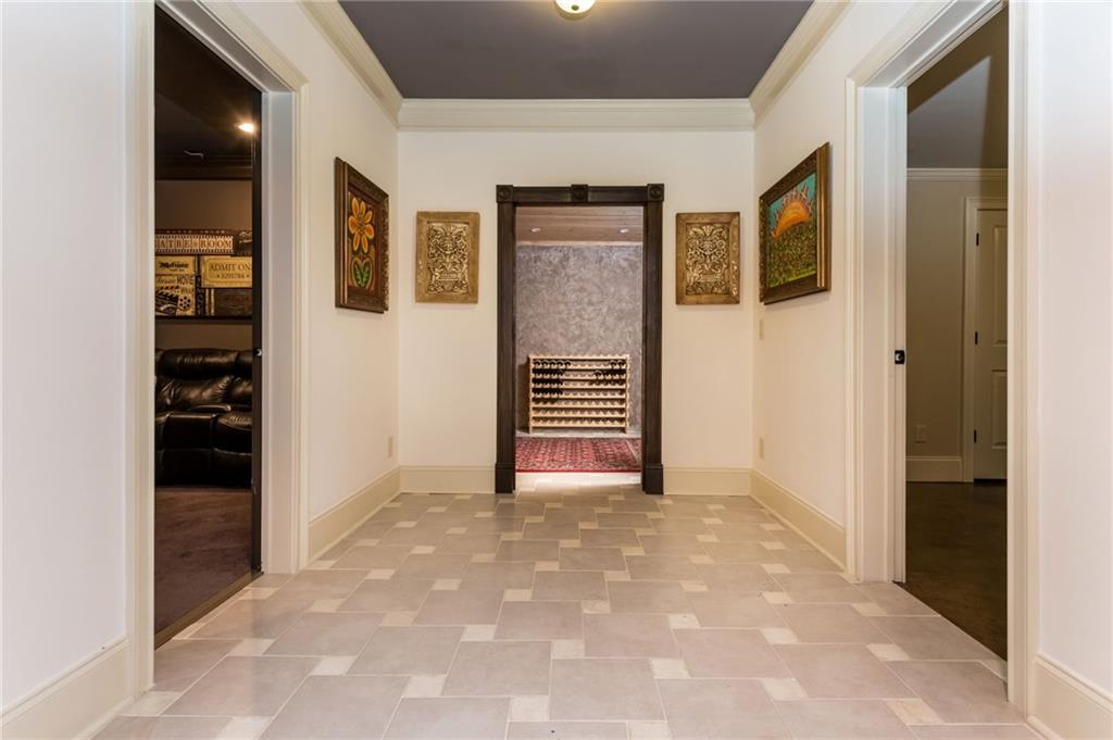 5175 Wilshire Crossing