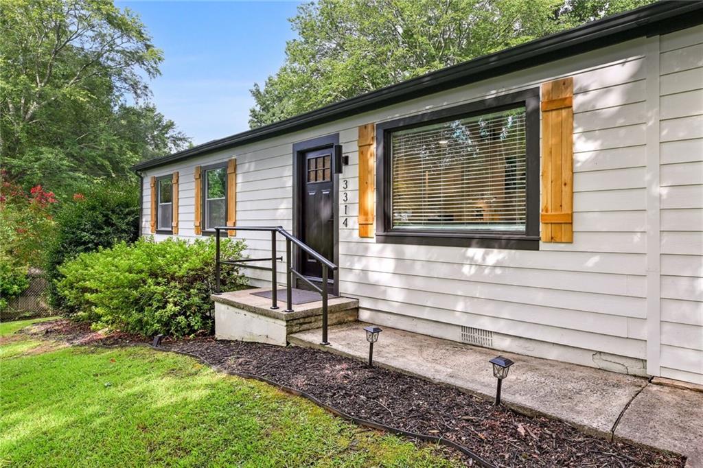 3314 Creatwood Trail SE