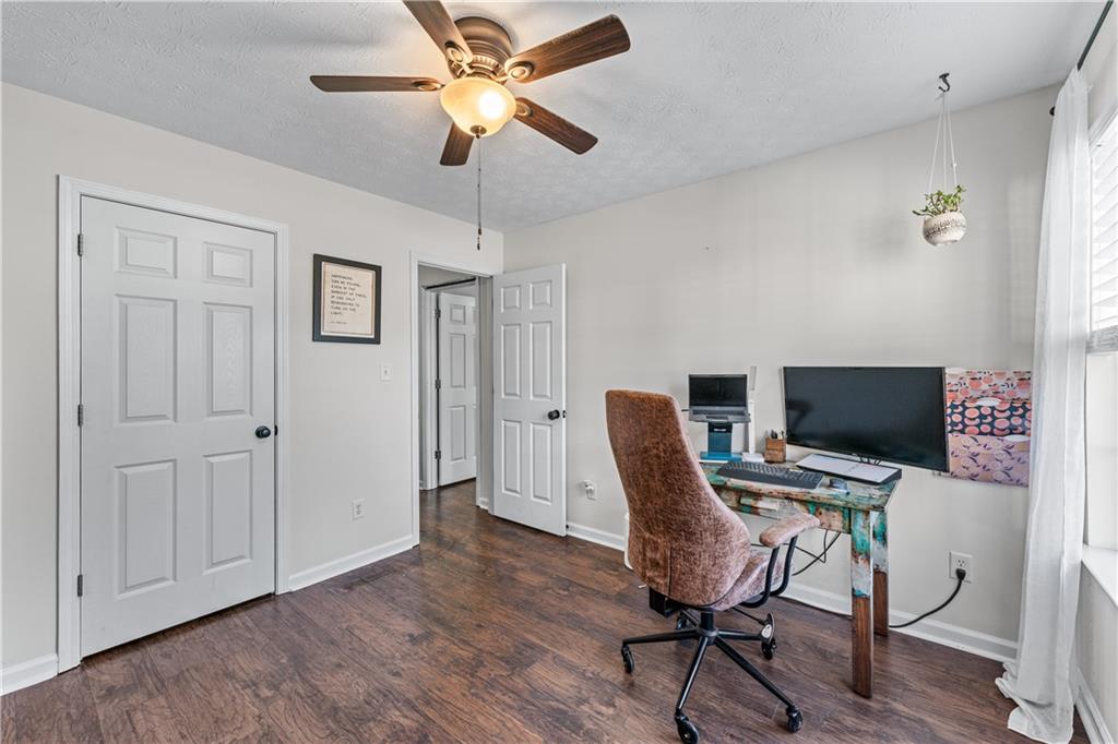 2425 Pemberton Point