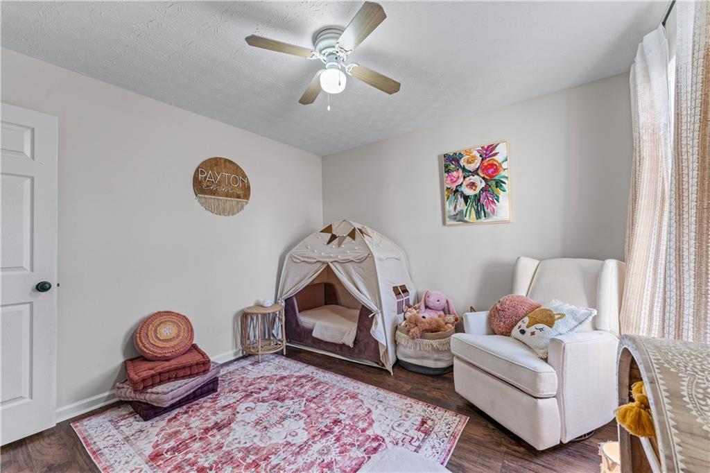2425 Pemberton Point
