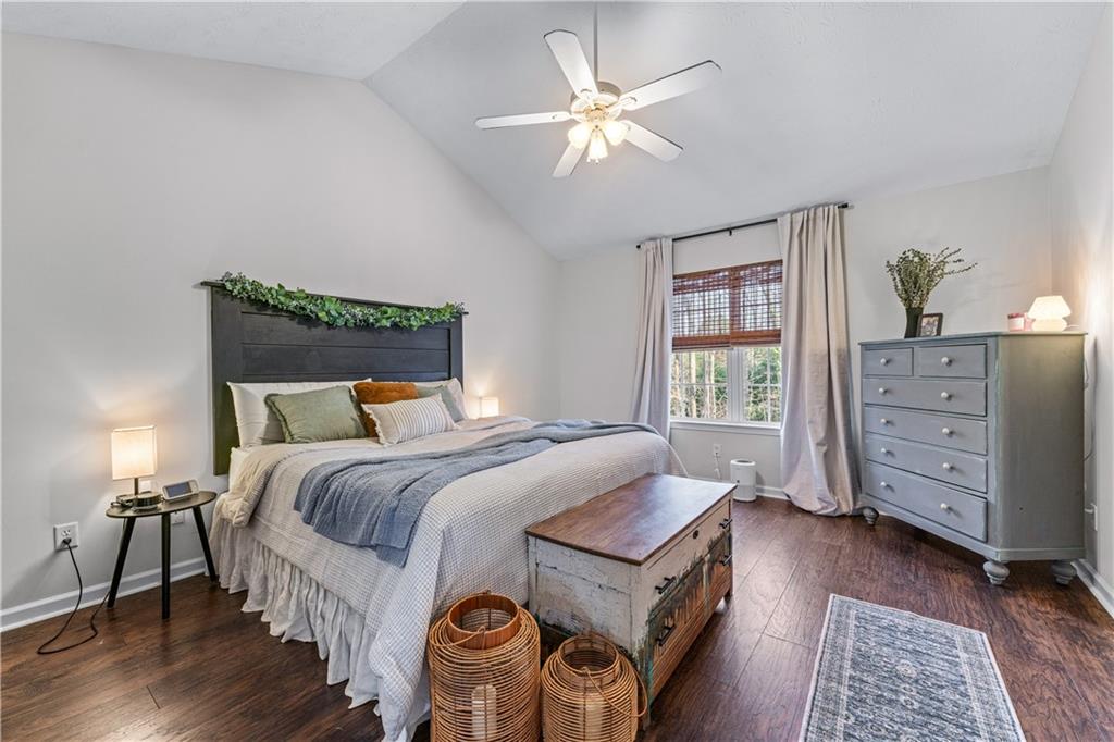2425 Pemberton Point