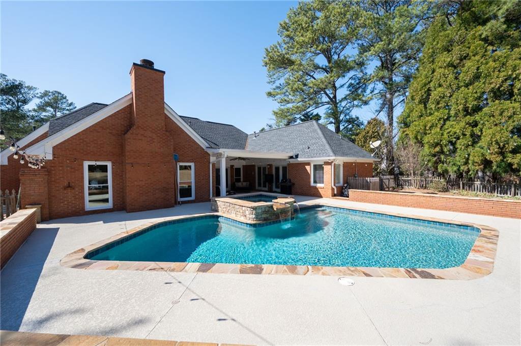 330 TODWICK Drive