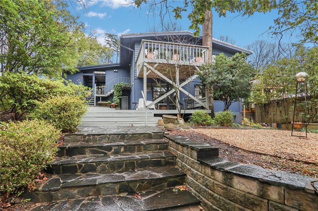 604 MONTGOMERY FERRY Road NE