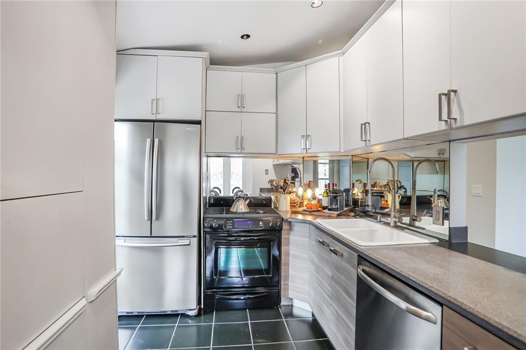 604 MONTGOMERY FERRY Road NE