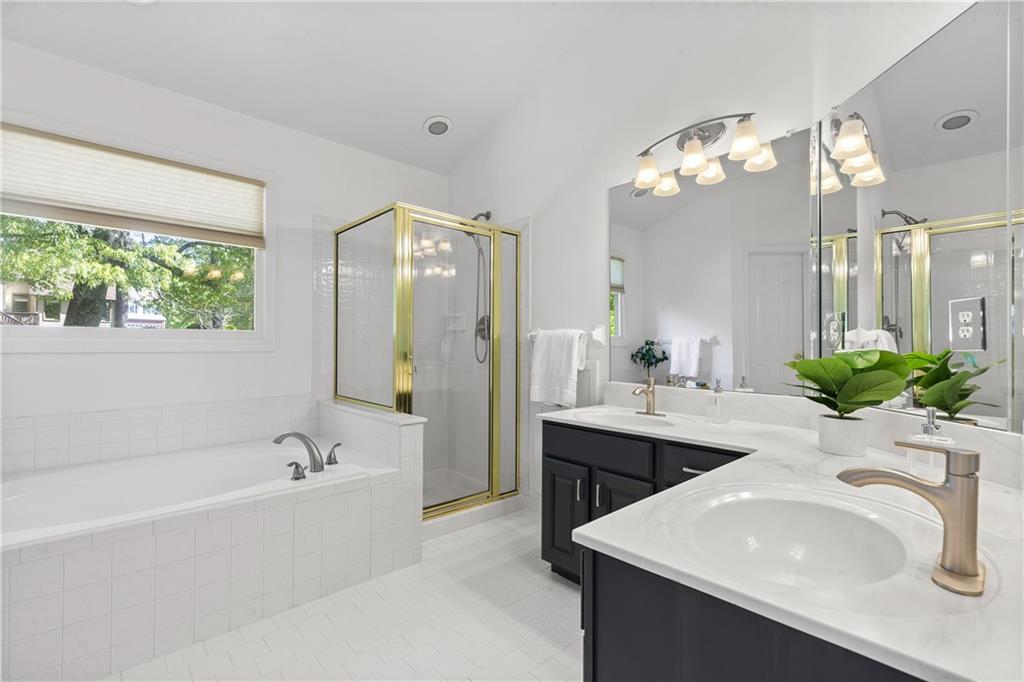 3595 Evonvale Overlook