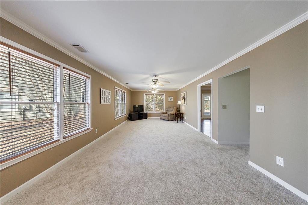 405 Eaglewood Way