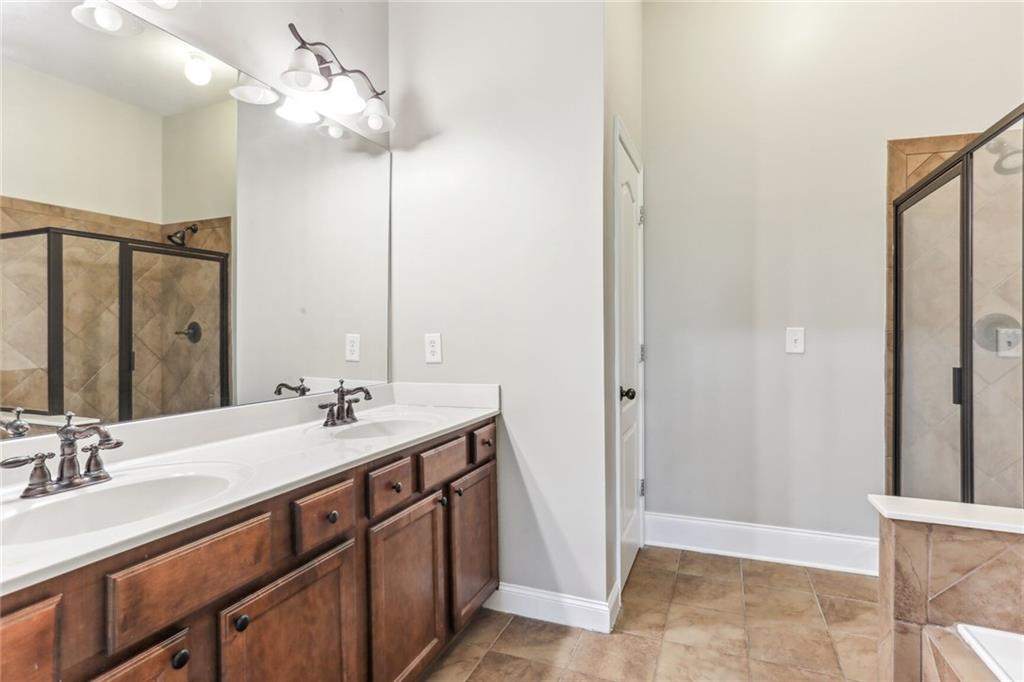 500 Twinrose Way
