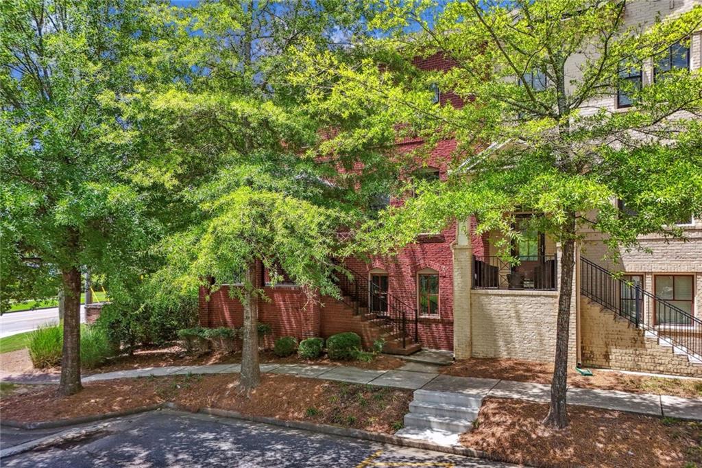 500 Twinrose Way
