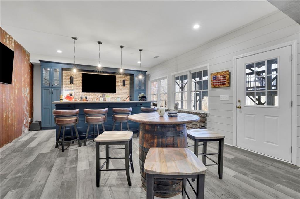 775 River Cliff Court