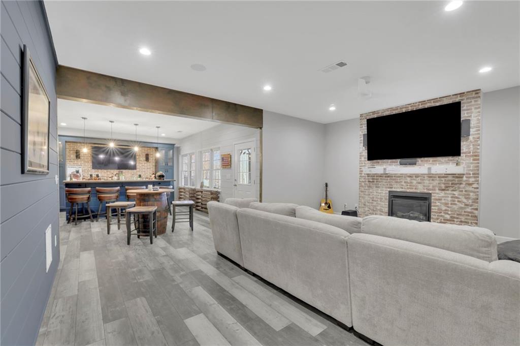 775 River Cliff Court