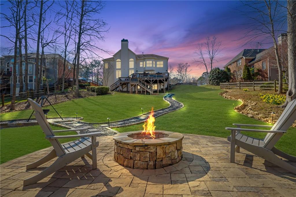 775 River Cliff Court