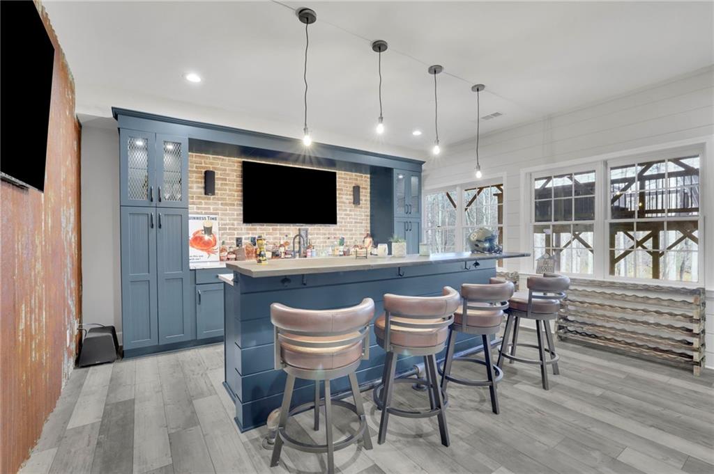 775 River Cliff Court