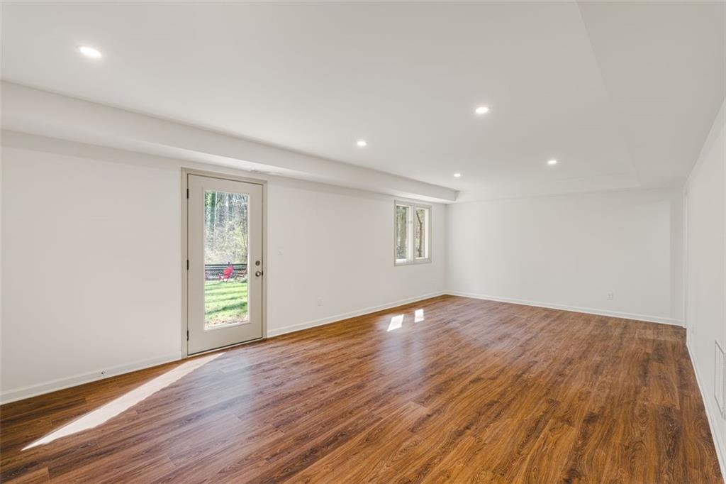 2145 MOUNTCLAIRE Court