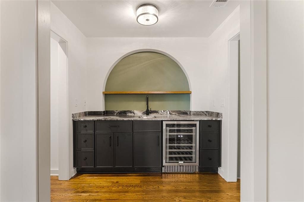 2145 MOUNTCLAIRE Court