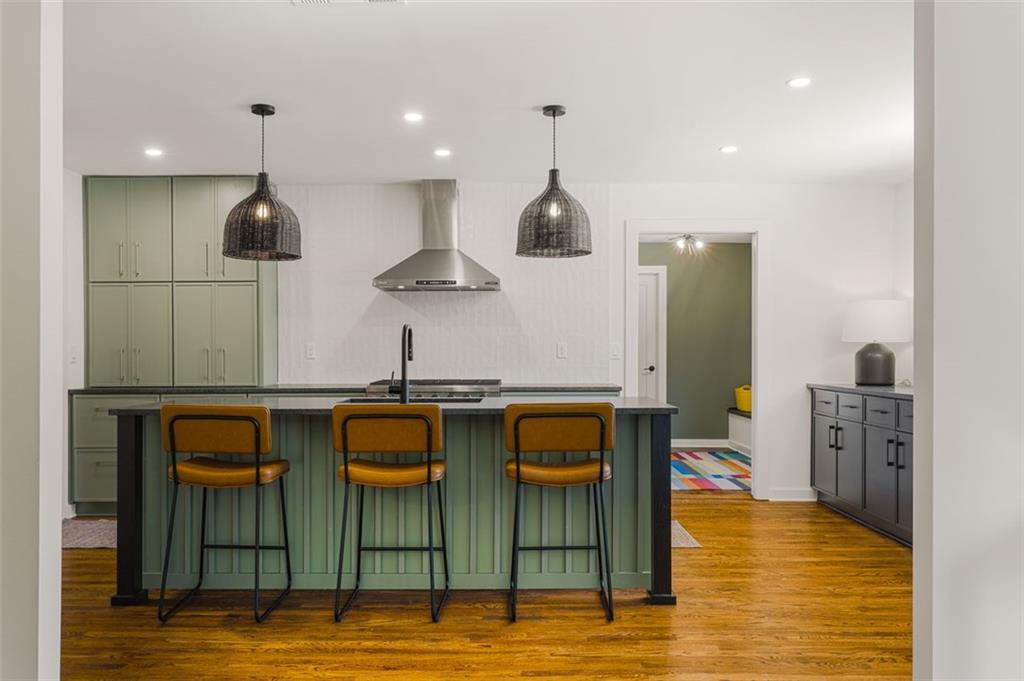 2145 MOUNTCLAIRE Court