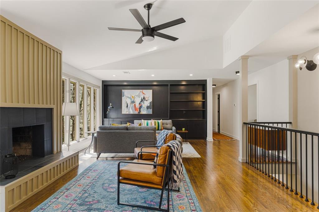 2145 MOUNTCLAIRE Court