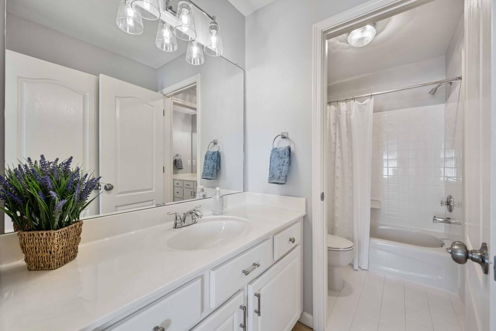 4125 Bridle Ridge Drive