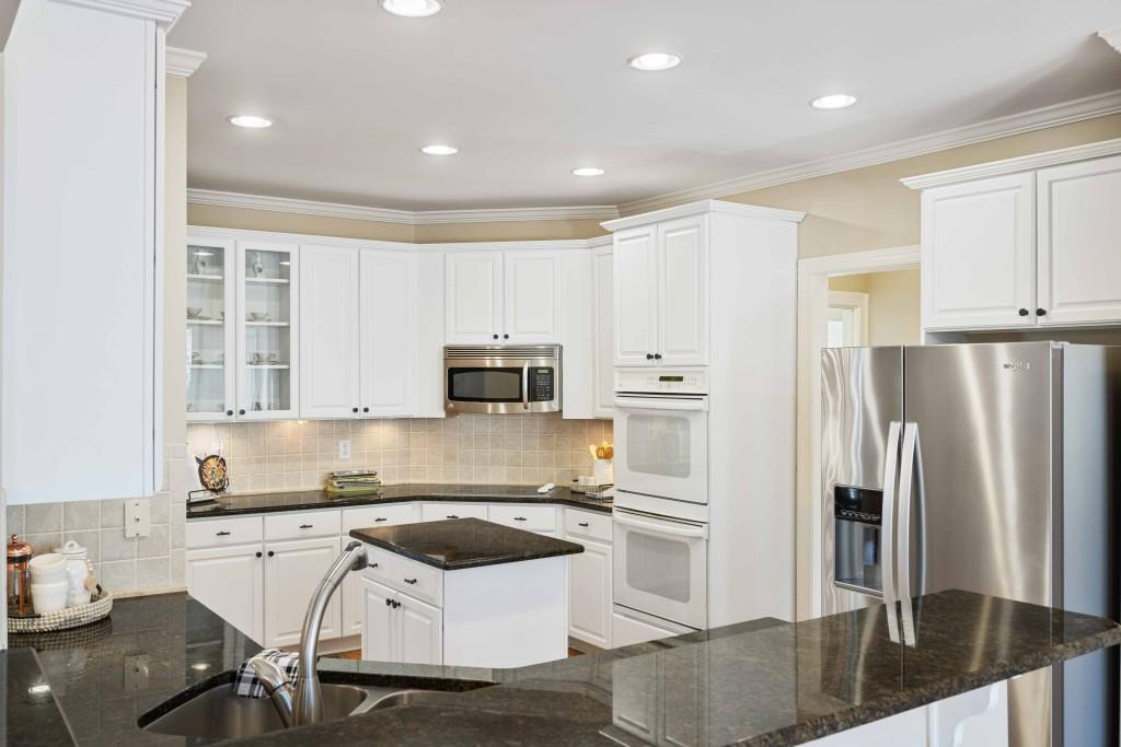 4125 Bridle Ridge Drive