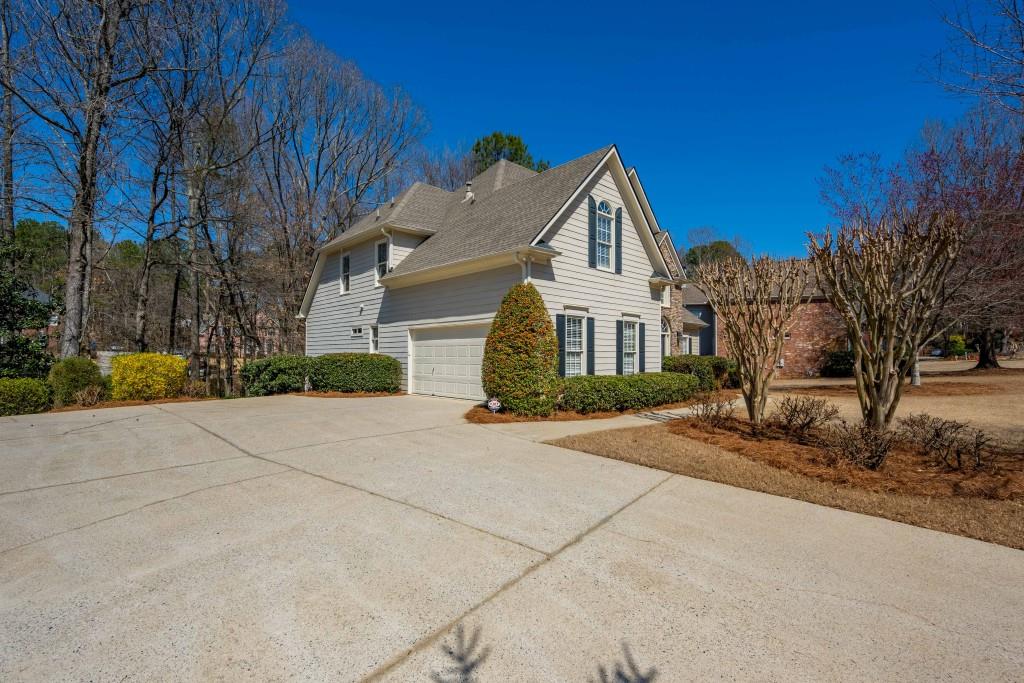 4125 Bridle Ridge Drive