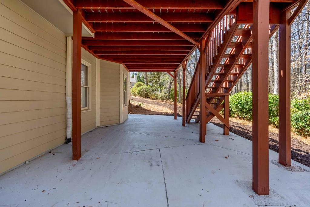 4125 Bridle Ridge Drive