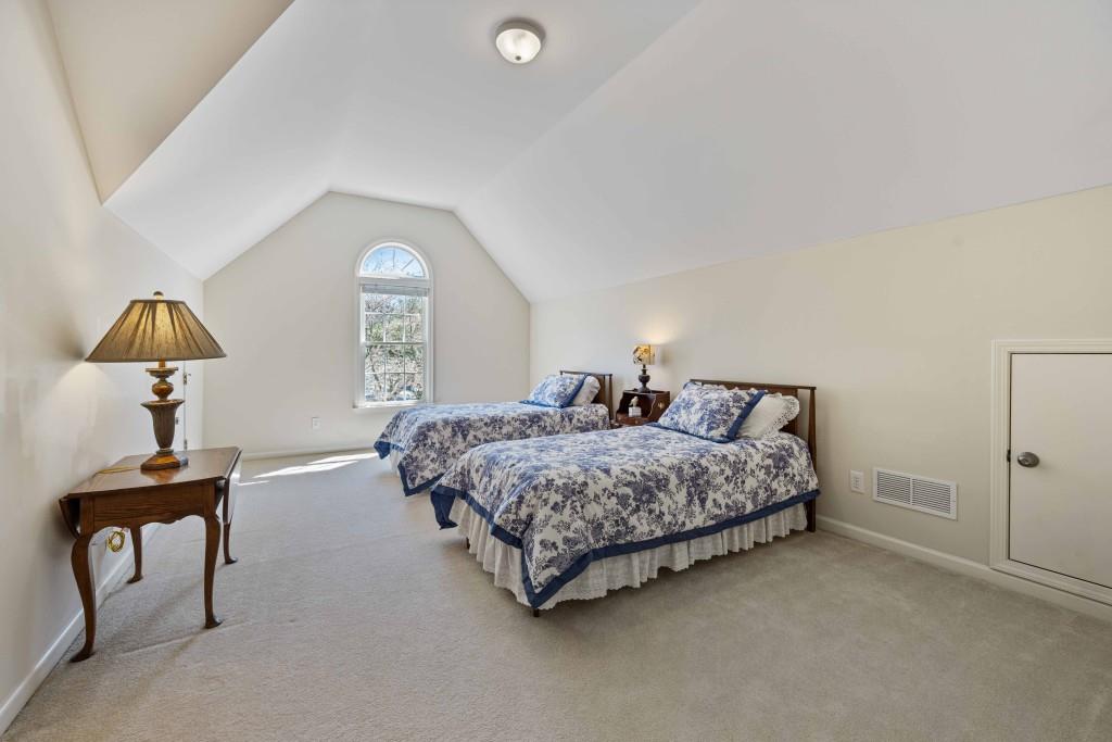 4125 Bridle Ridge Drive