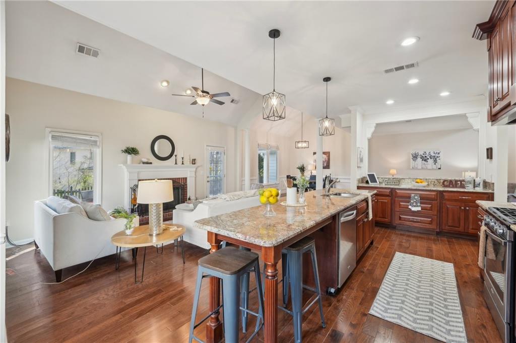 1492 Brentwood Drive