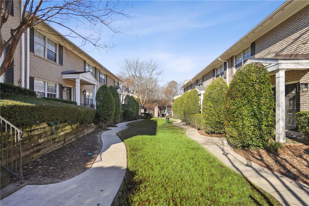 2232 Dunseath Avenue NW Unit 303