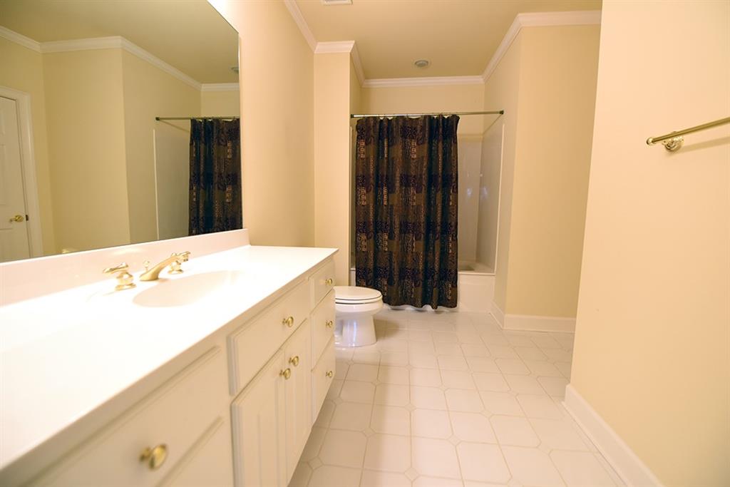 6610 Sunbriar Drive