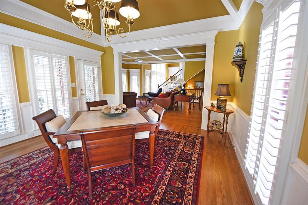 6610 Sunbriar Drive