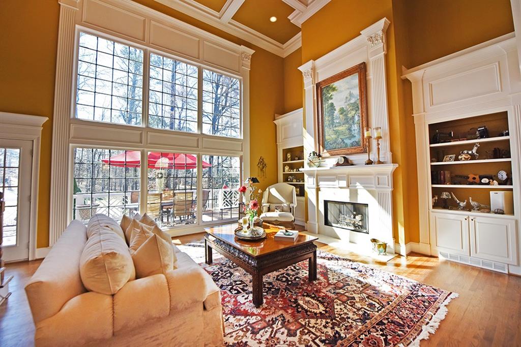 6610 Sunbriar Drive