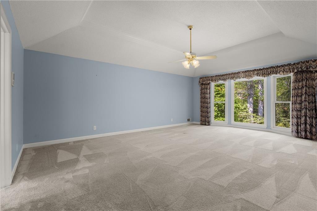 1015 Brooksglen Drive