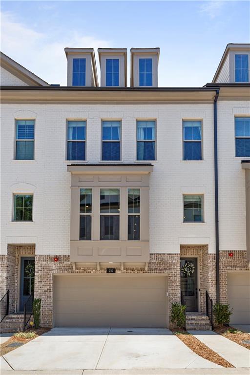 210 Mitchell Lane