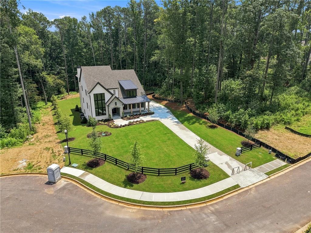275 Heatherton Way