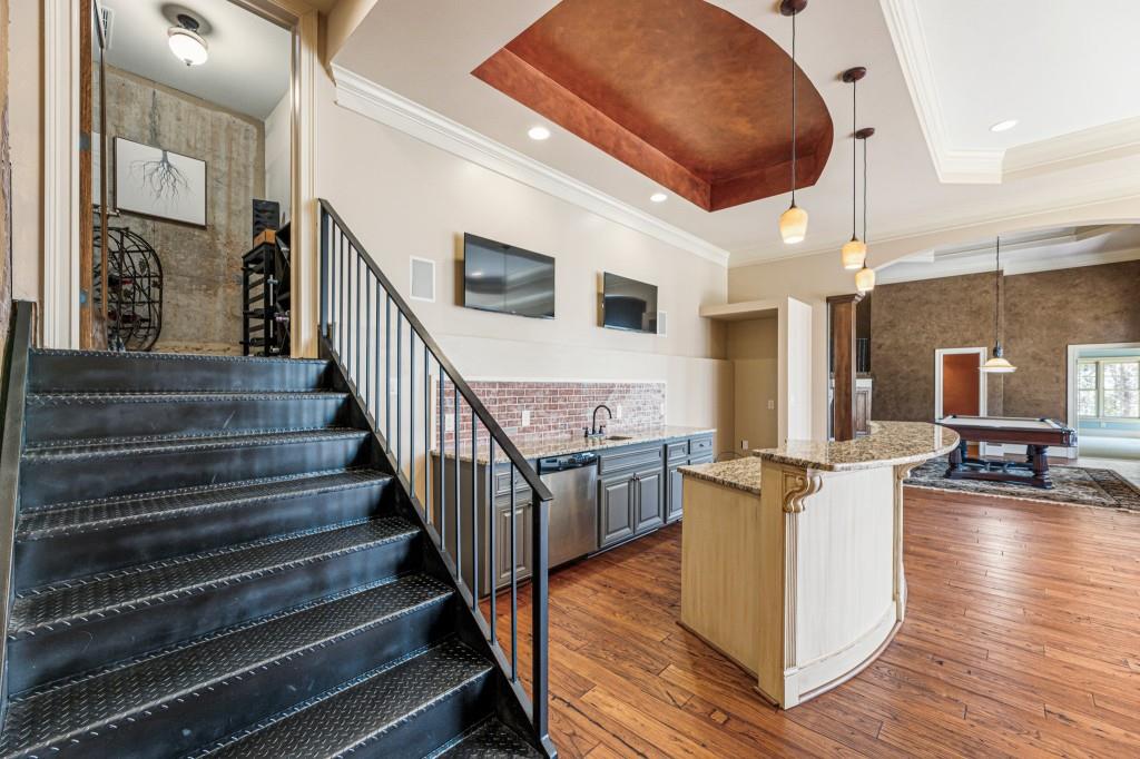 305 Inman Place
