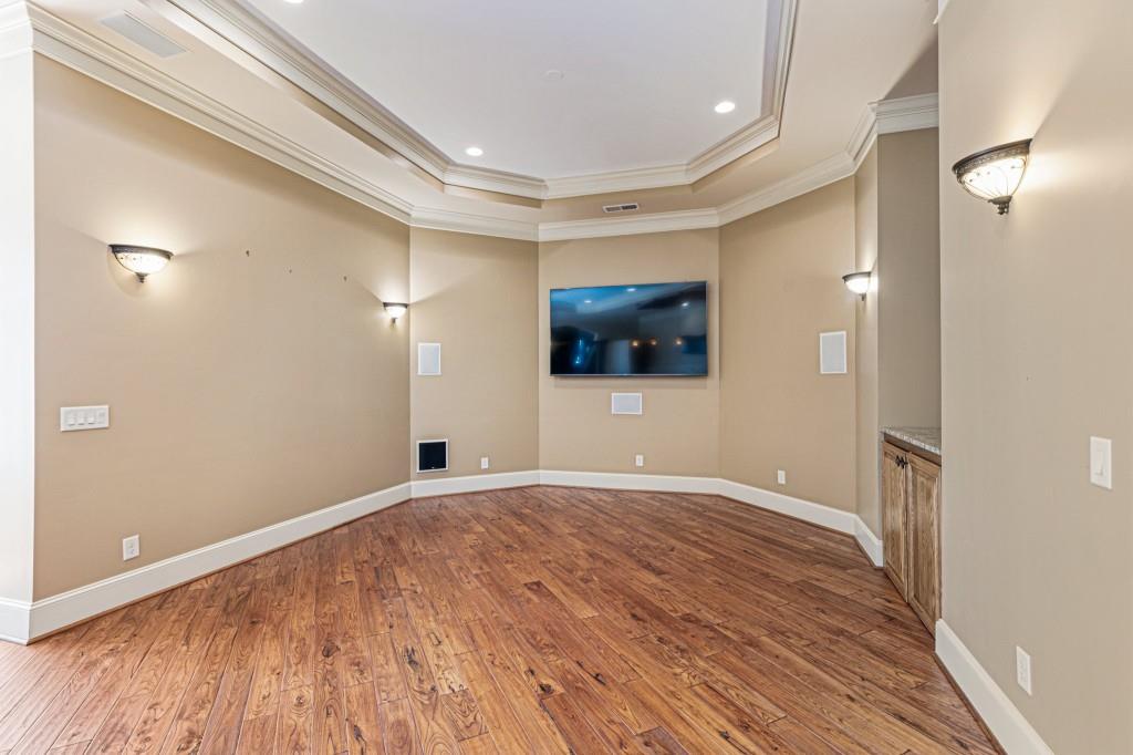 305 Inman Place