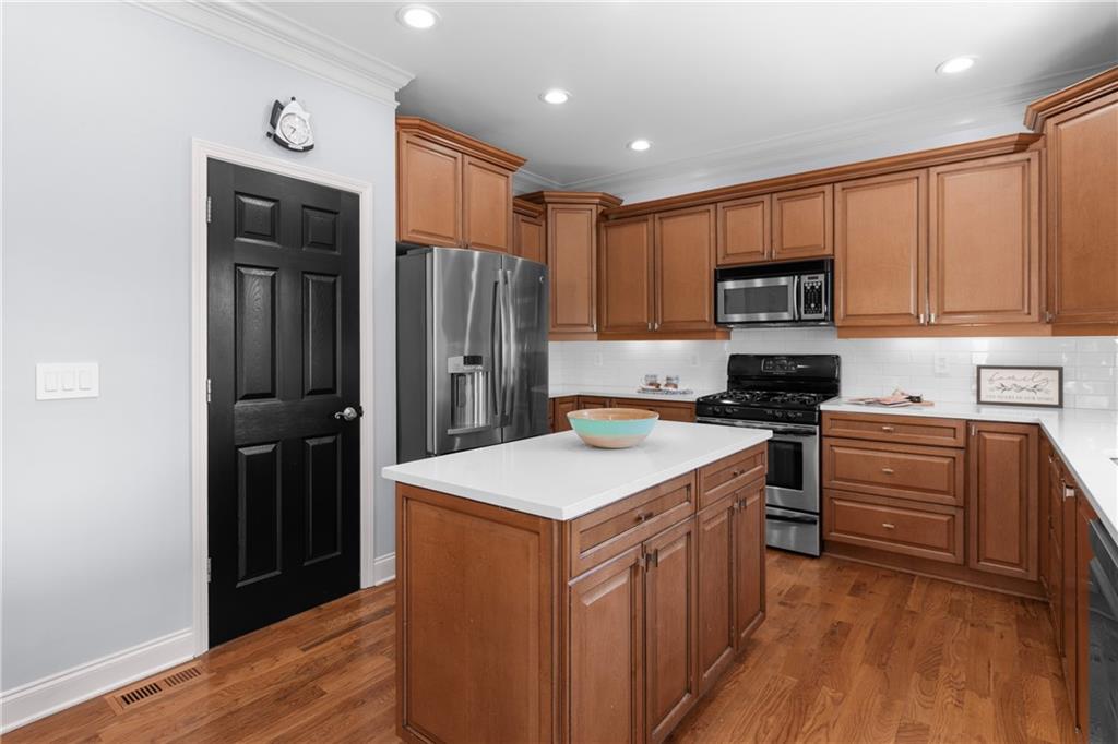2625 Cross Springs Drive