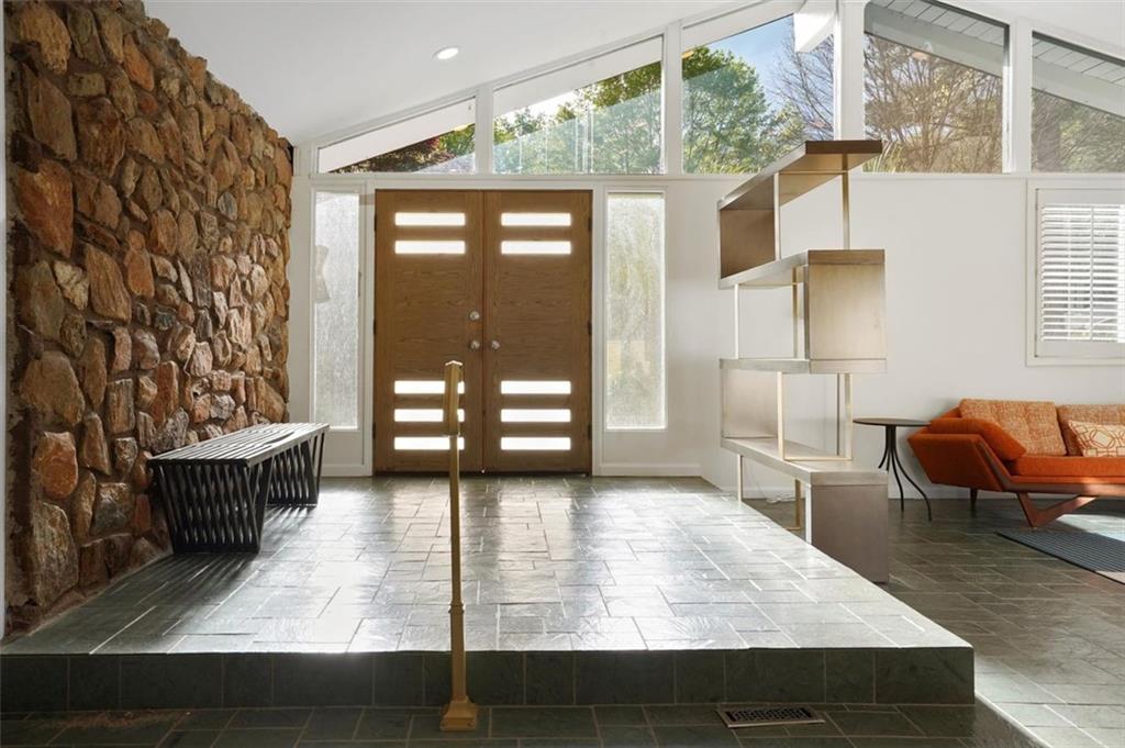 2895 DUNNINGTON Circle