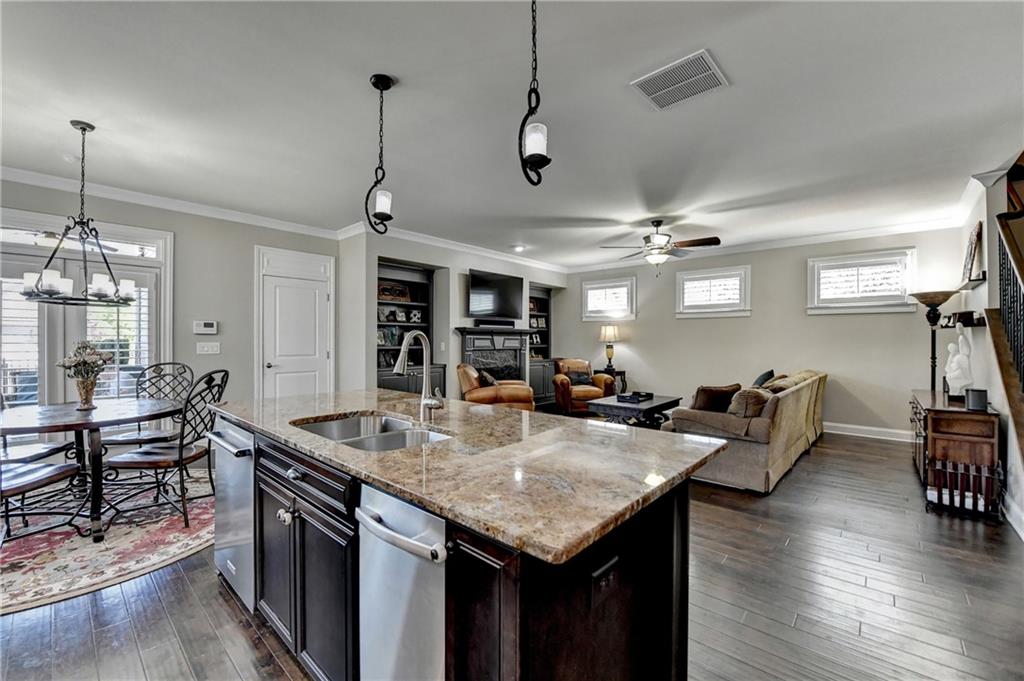 4030 Spencer Green