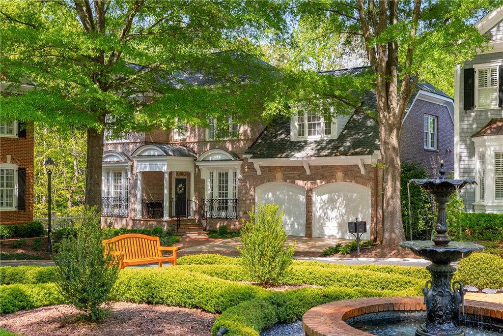 1144 Bellewood Square