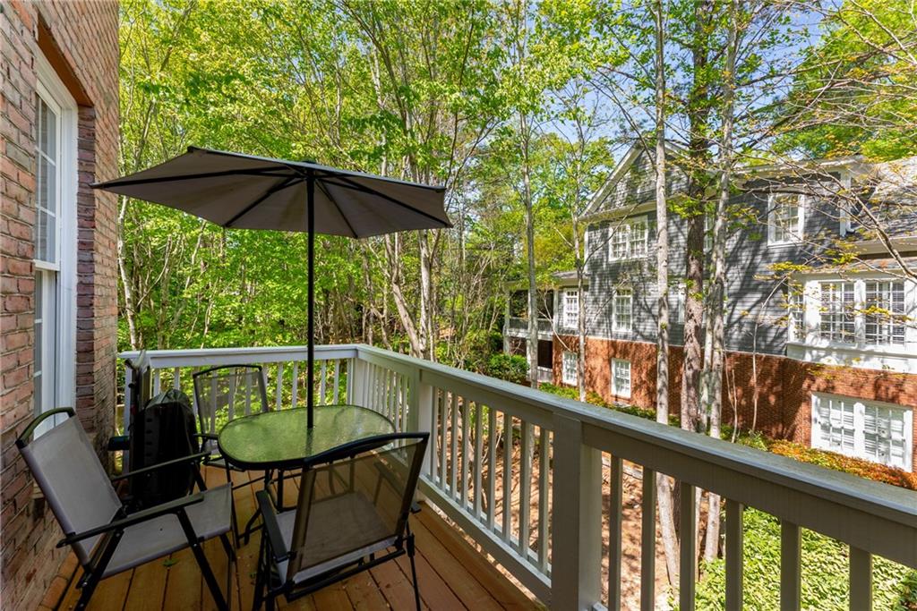 1144 Bellewood Square