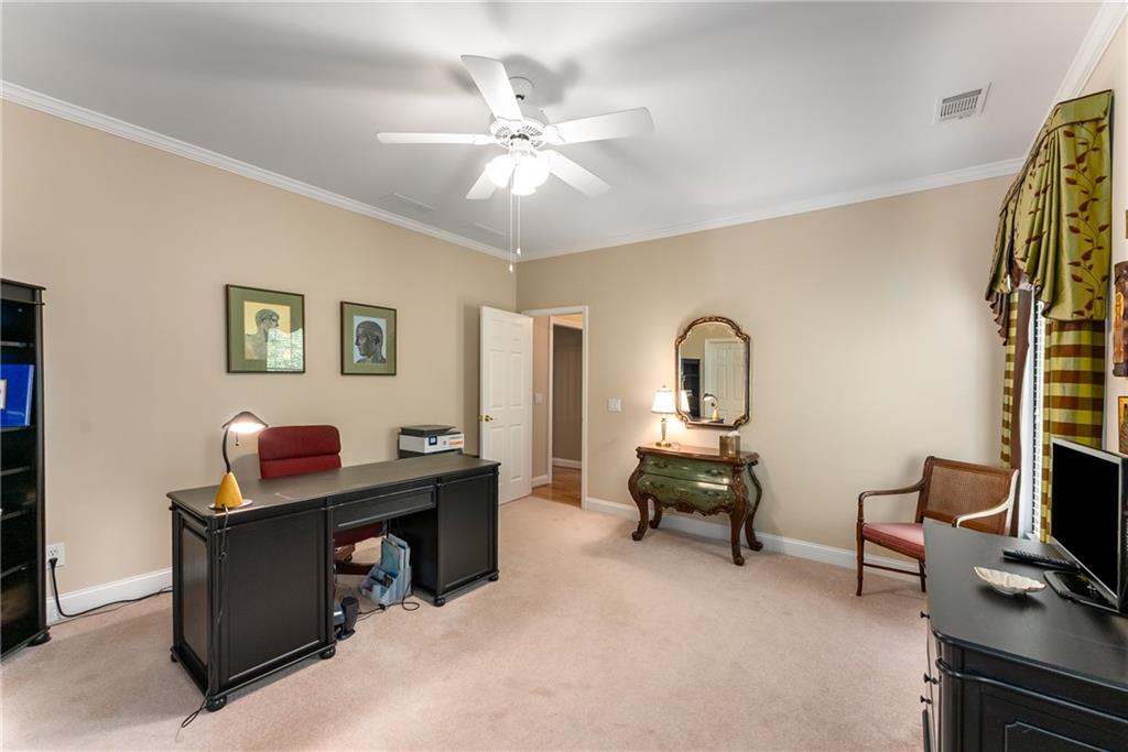 1144 Bellewood Square