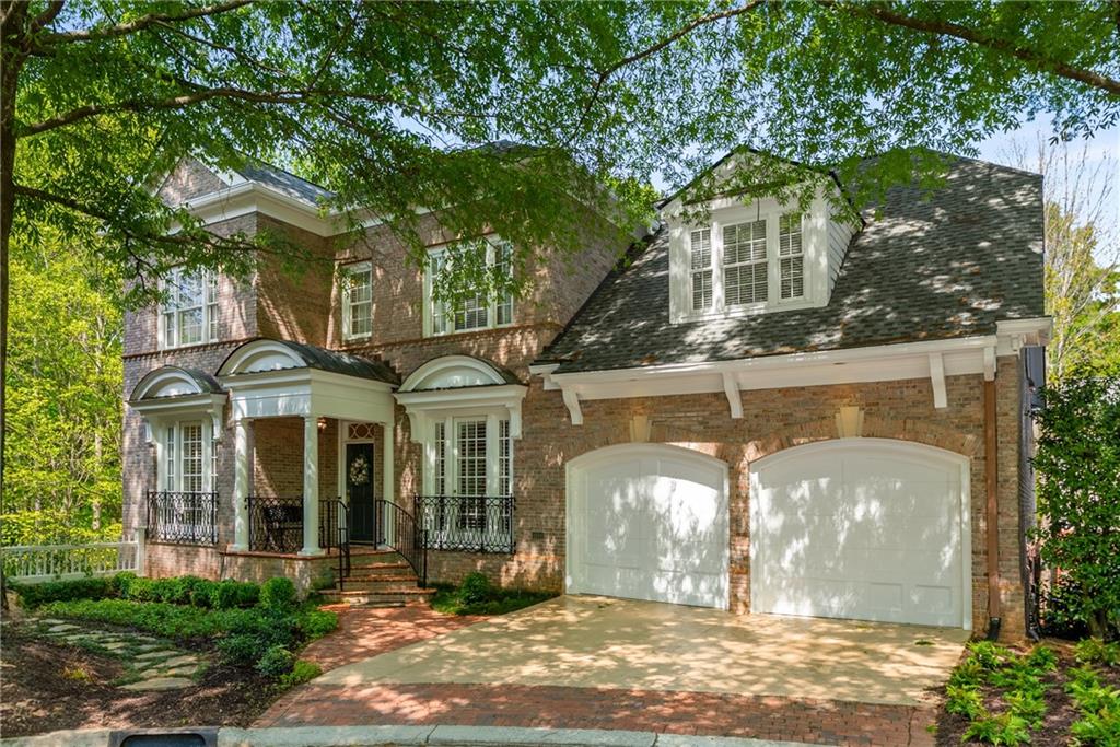 1144 Bellewood Square