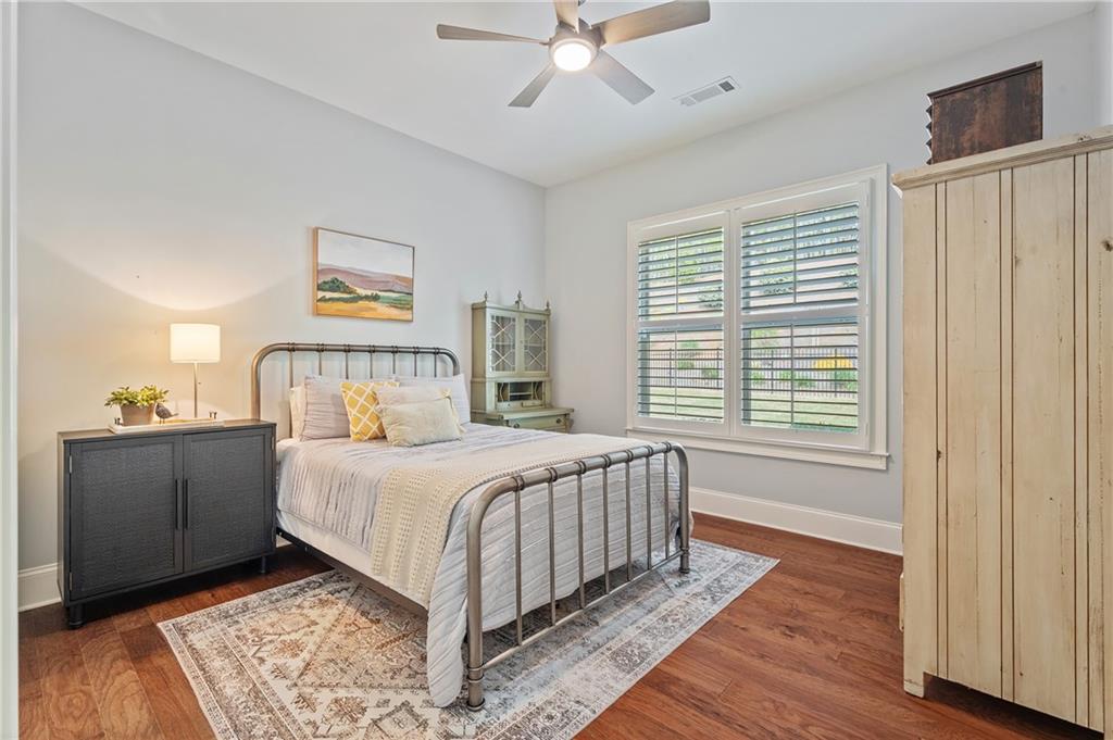 754 Creekside Bend