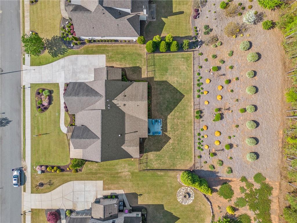 754 Creekside Bend